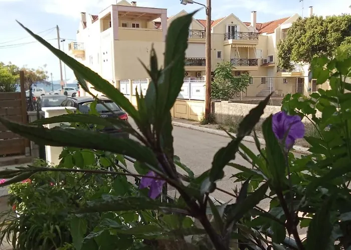 Nostalgia B In 50 Meters From The Sea דירה